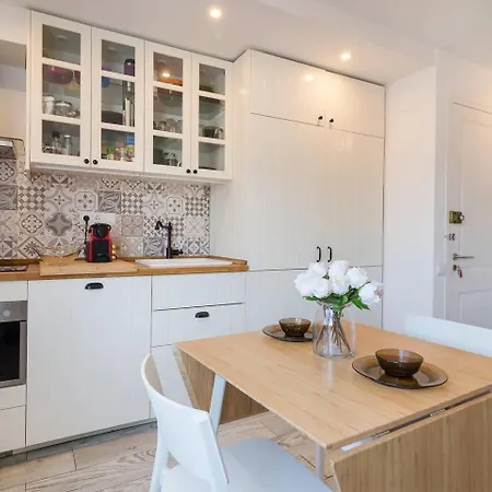Stunning & Stylish In Apartman