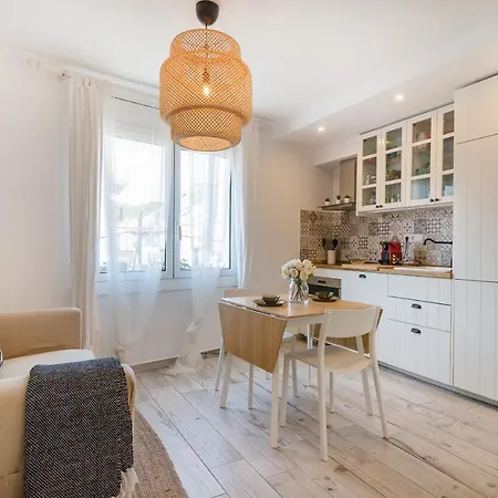 Apartment Beautiful Stylish @ Center Cadaques